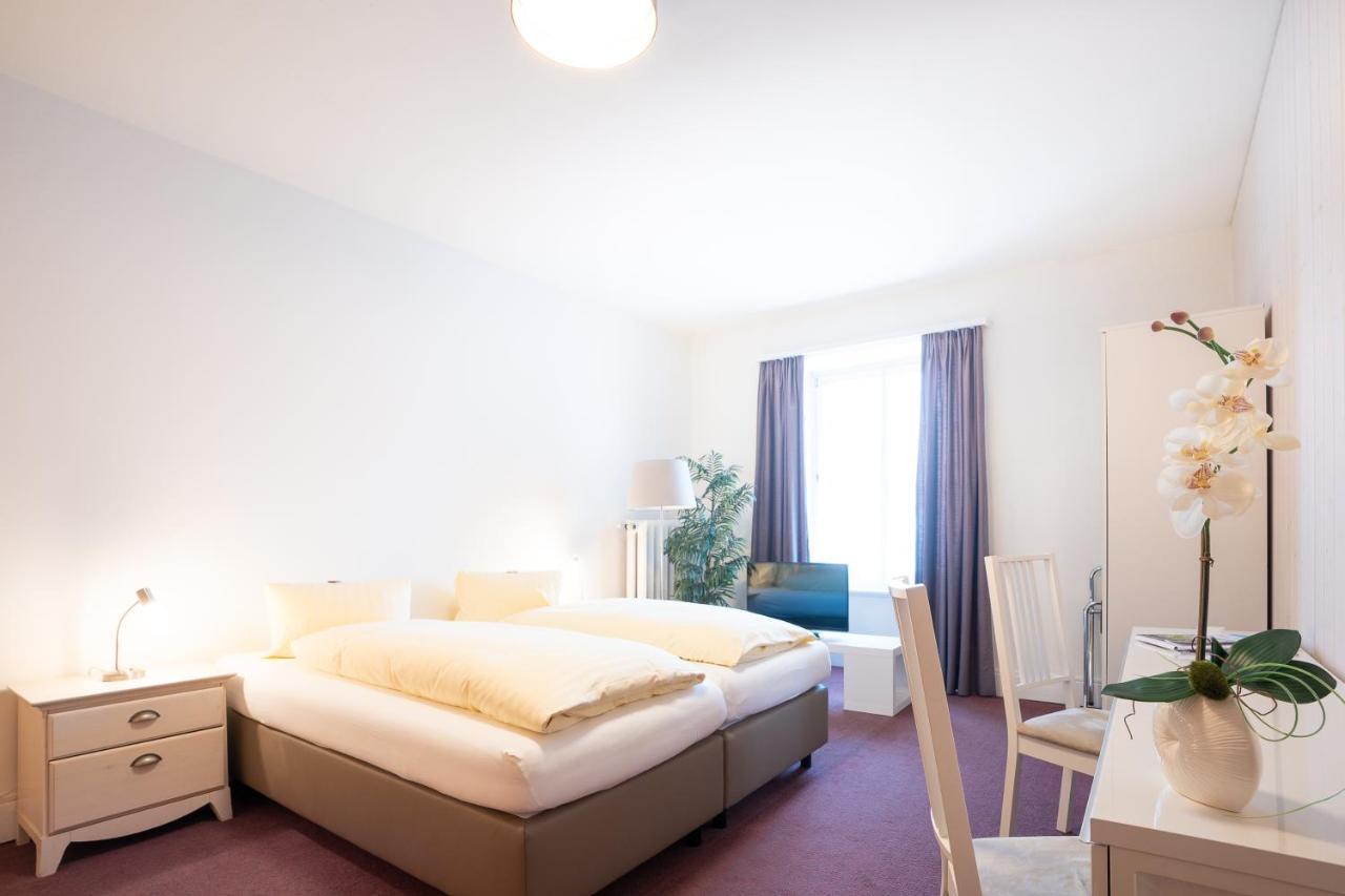 Hotel Landhaus Adler Frutigen Exterior foto